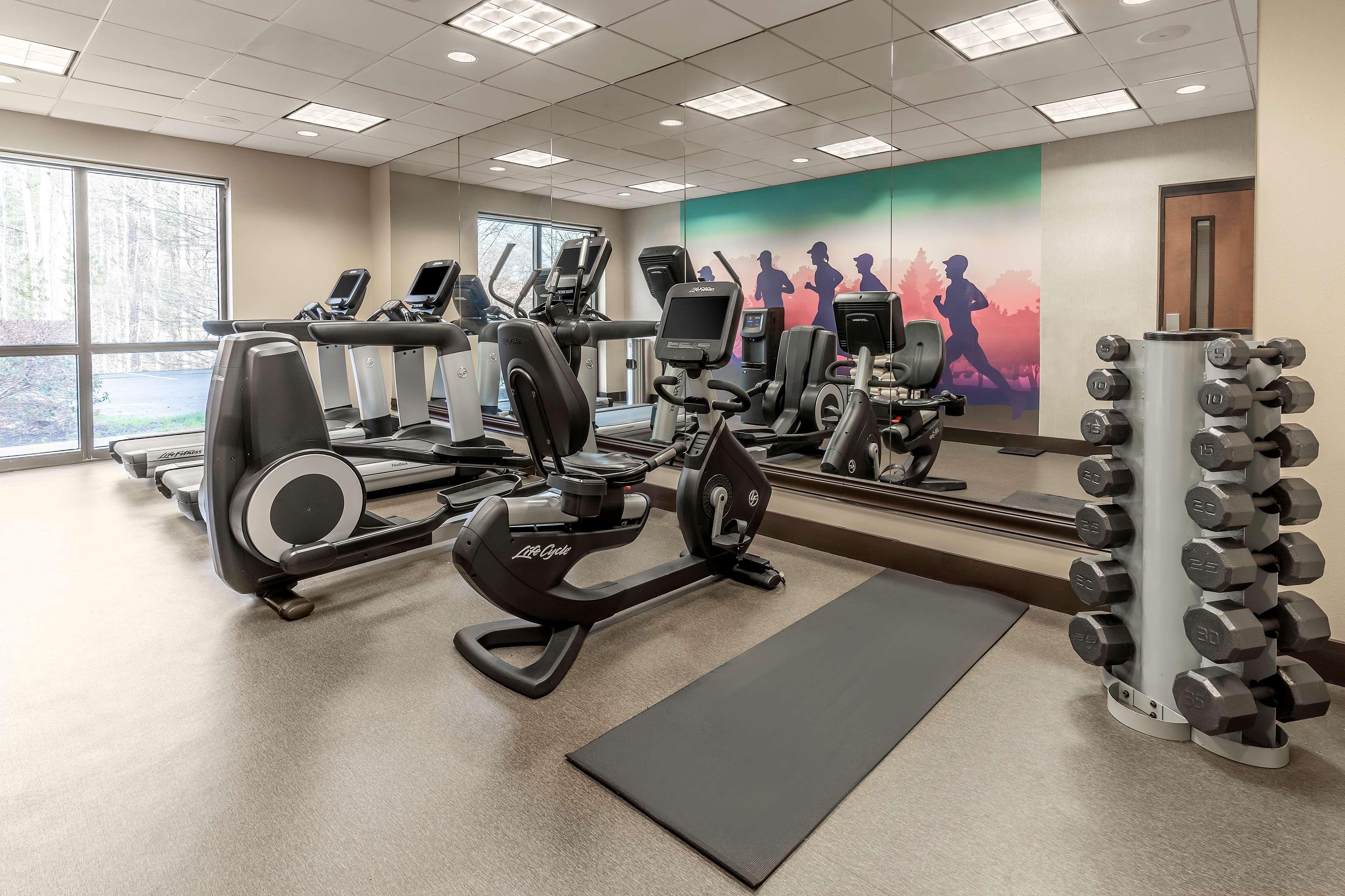 Hyatt Place Charlotte Airport Billy Graham Parkway Eksteriør billede